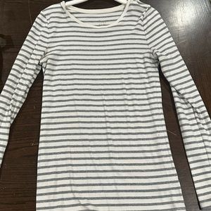 Long sleeve, super soft women’s tee. Size medium